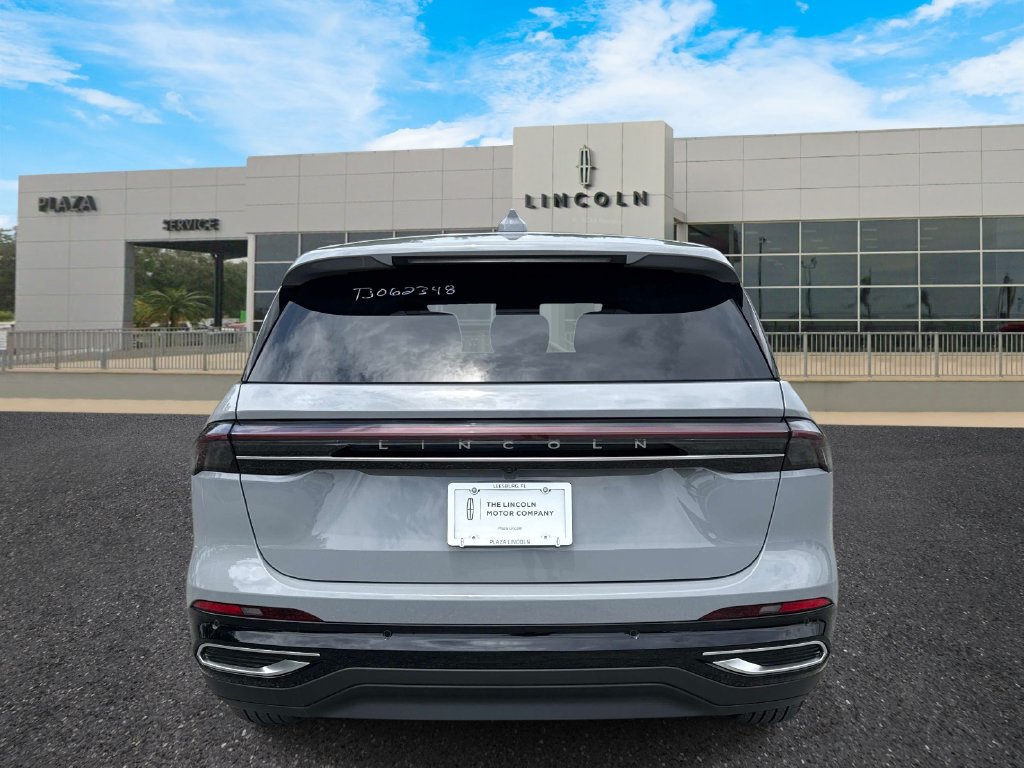 New 2026 Lincoln Nautilus Premier AWD/4WD image 4