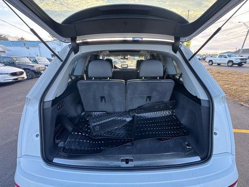 Used 2018 Audi Q7 3.0T Prestige w/ Prestige Package image 15