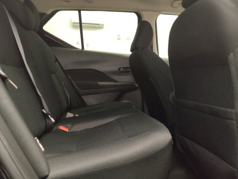 Used 2024 Nissan Kicks S FWD image 19