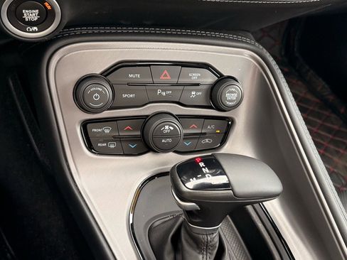 Used 2023 Dodge Challenger SXT w/ Plus Package image 22