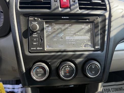 Used 2015 Subaru Forester 2.5i Limited image 31