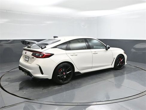 New 2025 Honda Civic Type R image 10