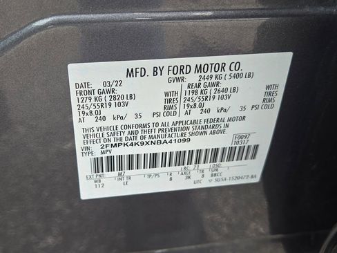 Used 2022 Ford Edge Titanium image 15