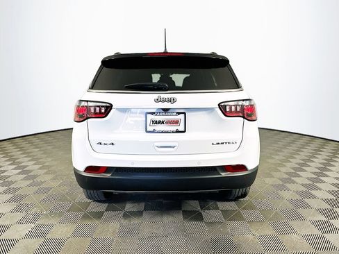 Certified 2024 Jeep Compass Limited image 9