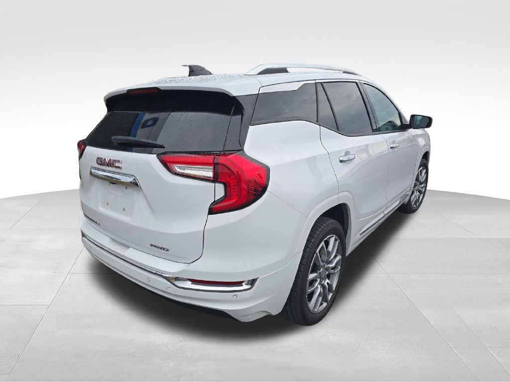 Used 2023 GMC Terrain Denali AWD/4WD image 6