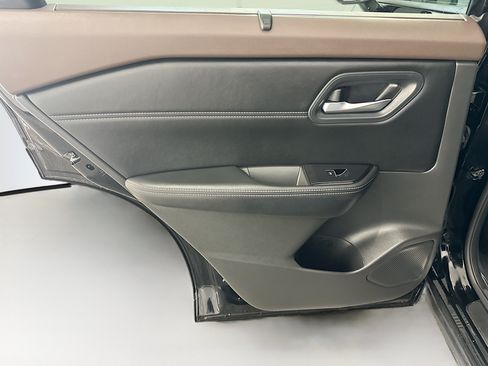 Used 2023 Nissan Rogue SL w/ SL Premium Package AWD/4WD image 28