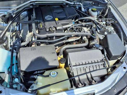Used 2014 MAZDA MX-5 Miata Club image 12