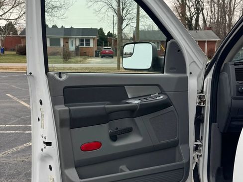 Used 2008 Dodge Ram 2500 Truck SXT AWD/4WD image 15