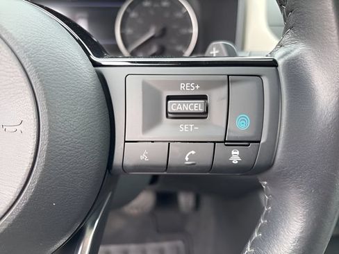 Used 2023 Nissan Rogue SV w/ SV Premium B Package AWD/4WD image 18