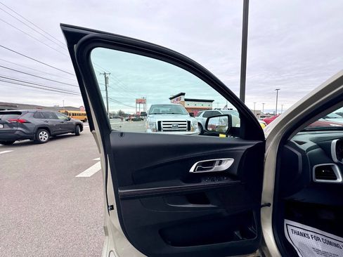 Used 2015 Chevrolet Equinox LT w/ Driver Convenience Package image 18