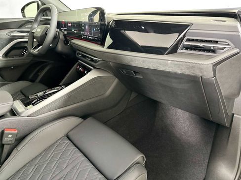 New 2025 Audi SQ5 Premium Plus image 28