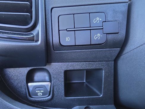 Used 2024 RAM ProMaster 1500 w/ Convenience Group image 16