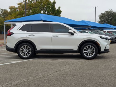 Used 2023 Honda CR-V EX-L image 3