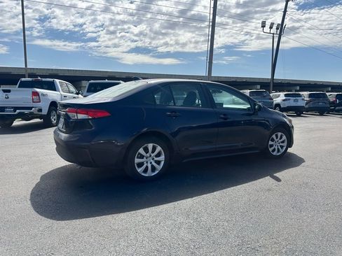 Used 2023 Toyota Corolla LE image 5