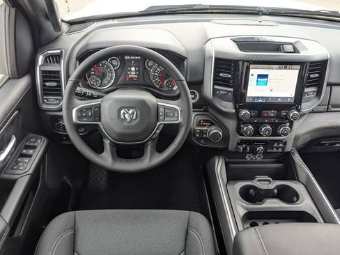 New 2025 RAM 1500 Big Horn AWD/4WD image 18