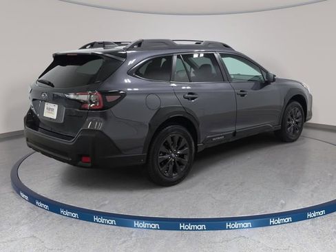 Used 2025 Subaru Outback Onyx Edition AWD/4WD image 6