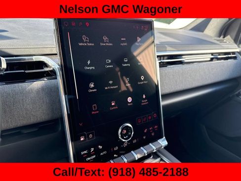 Used 2026 GMC Sierra EV Elevation AWD/4WD image 25