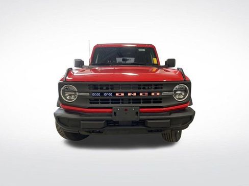 Used 2023 Ford Bronco Base image 9