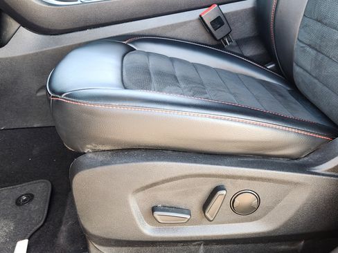 Used 2024 Ford Edge ST-Line AWD/4WD image 25