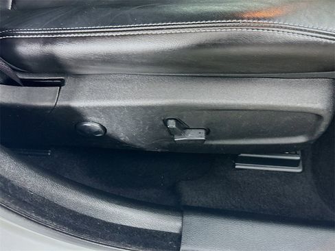 Used 2023 Chrysler 300 S image 23