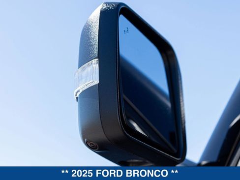 New 2025 Ford Bronco Badlands AWD/4WD image 18