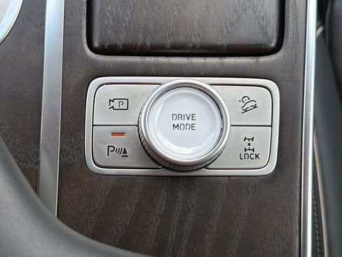 Used 2023 Genesis GV80 3.5T w/ Prestige Package AWD/4WD image 9