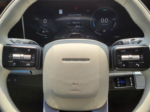 Used 2025 Hyundai Santa Fe Calligraphy FWD image 28