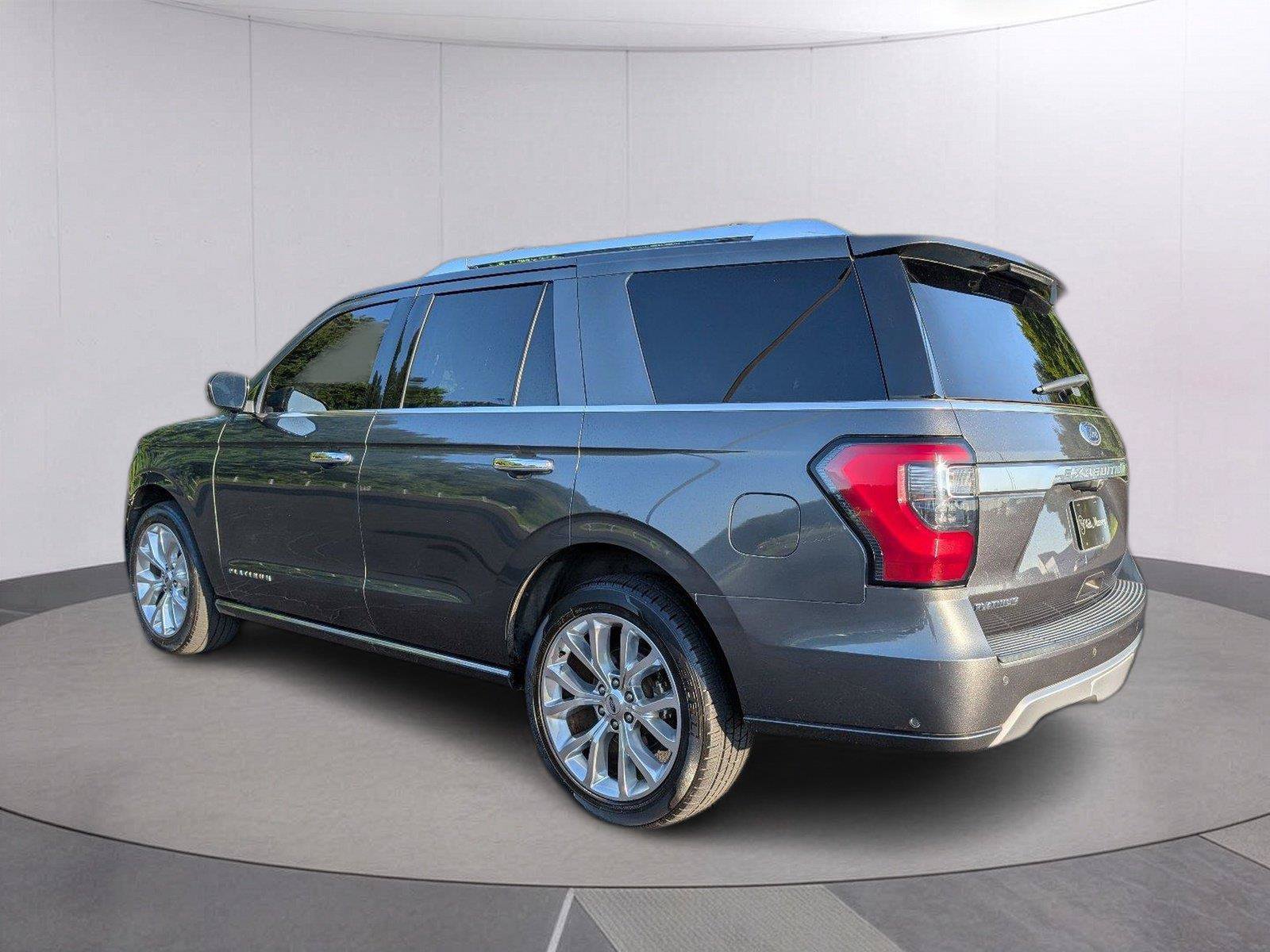Used 2018 Ford Expedition Platinum RWD image 5