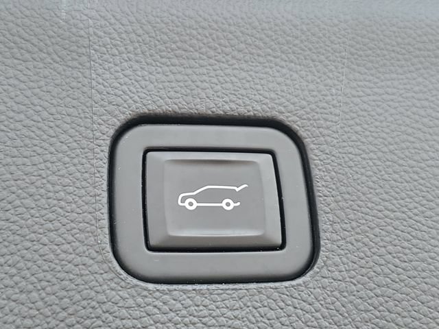 Used 2021 Buick Enclave Avenir w/ Trailering Package, 5000 lbs. AWD/4WD image 33