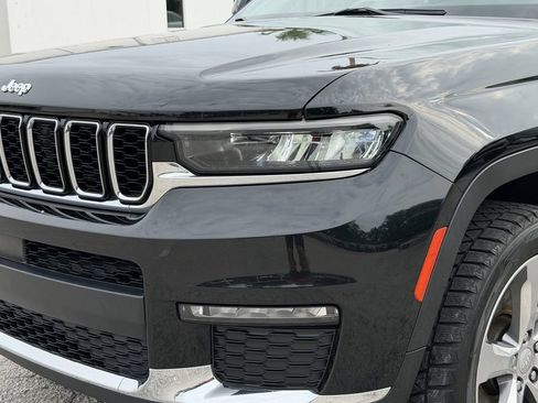 Used 2022 Jeep Grand Cherokee L Limited RWD image 11