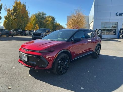 New 2026 Chevrolet Equinox EV RS image 8