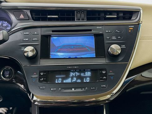 Used 2015 Toyota Avalon XLE FWD image 13