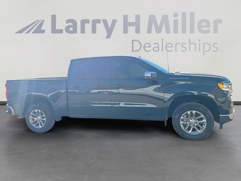 New 2026 Chevrolet Silverado 1500 LT image 3