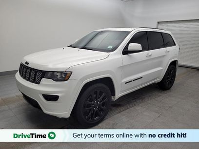 Used 2018 Jeep Grand Cherokee Altitude