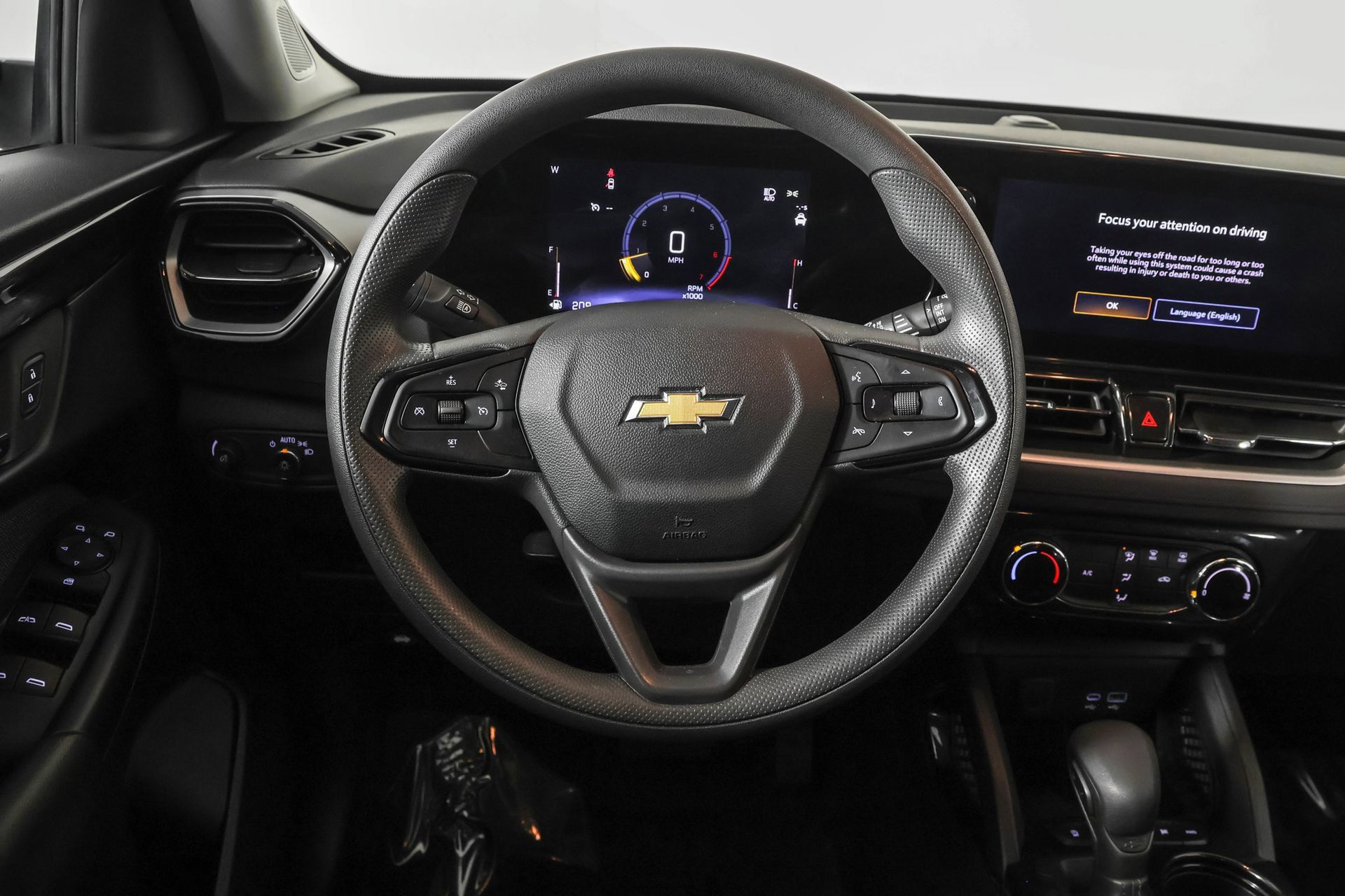 Used 2025 Chevrolet TrailBlazer LT AWD/4WD image 25
