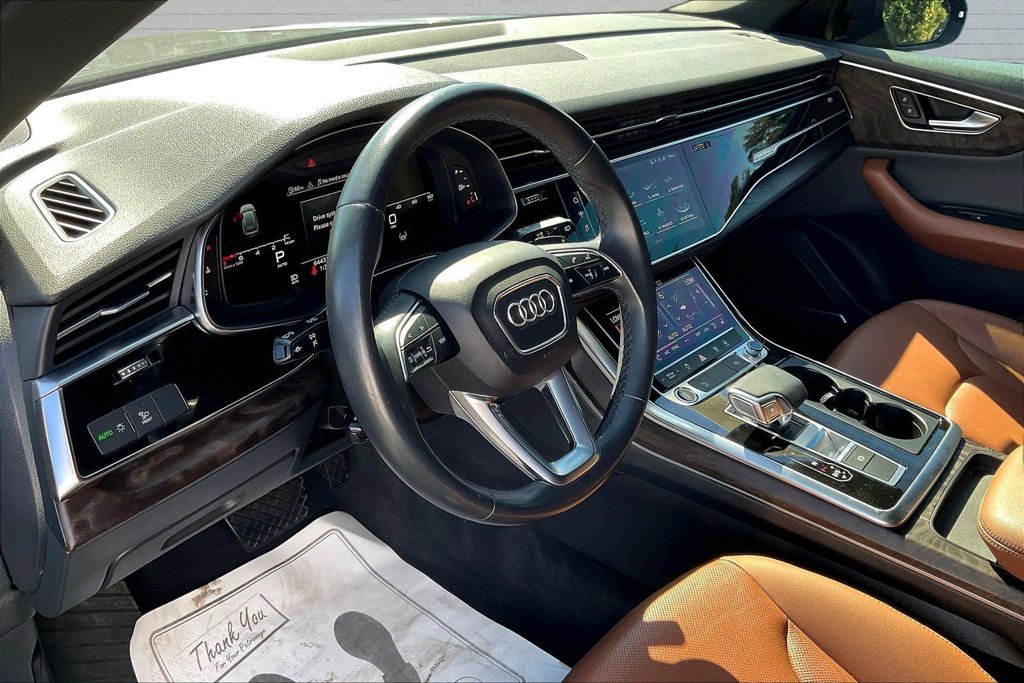 Used 2021 Audi Q8 Premium Plus w/ Premium Plus Package AWD/4WD image 16