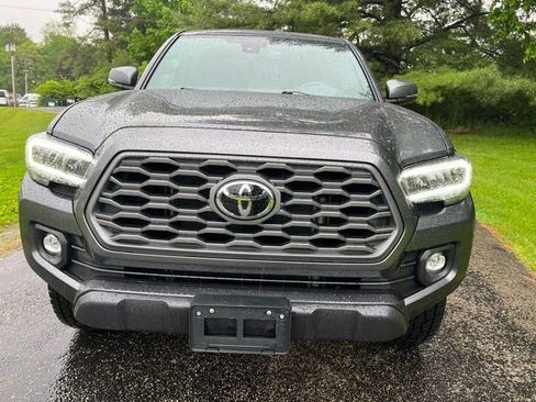 Used 2023 Toyota Tacoma TRD Off-Road AWD/4WD image 8