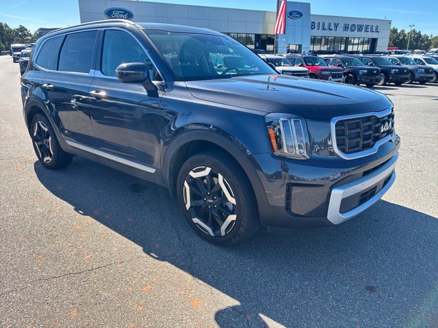 Used 2025 Kia Telluride S FWD image 1