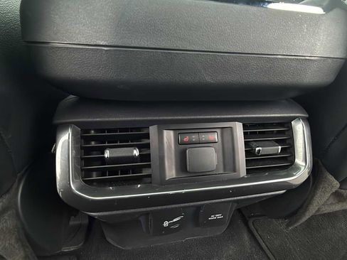 Used 2023 Ford F150 Lariat w/ Equipment Group 502A High image 41