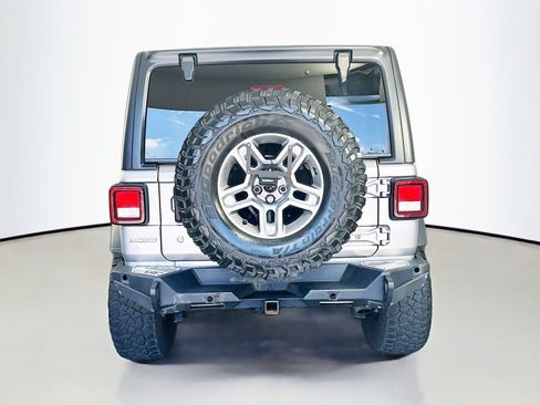 Used 2019 Jeep Wrangler Unlimited Sport AWD/4WD image 6
