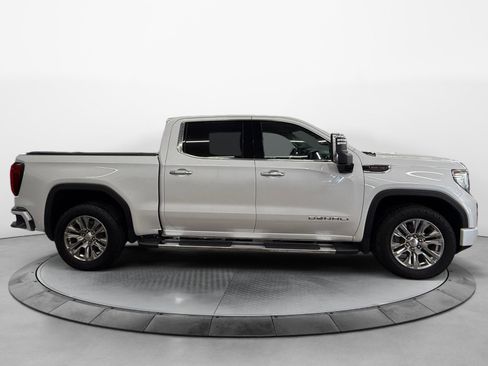 Used 2021 GMC Sierra 1500 Denali w/ Technology Package AWD/4WD image 2