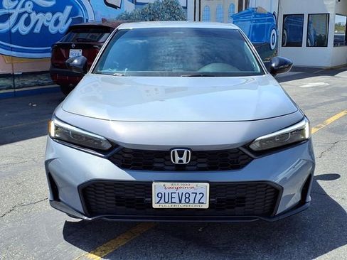 Used 2025 Honda Civic Sport image 2