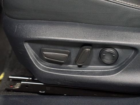 Used 2025 Toyota Camry SE FWD image 34
