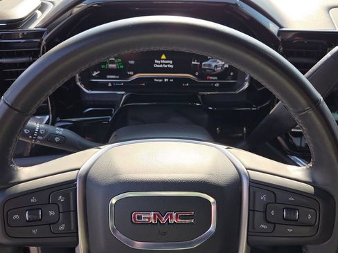 Used 2024 GMC Sierra 1500 Elevation w/ X31 Off-Road Package AWD/4WD image 23