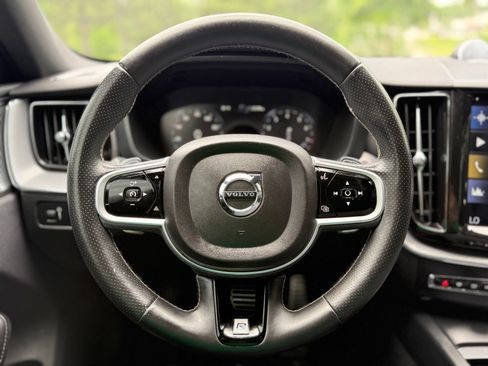 Used 2019 Volvo XC60 T5 R-Design w/ Protection Package Premier FWD image 25