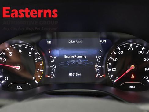 Used 2024 Jeep Compass Latitude AWD/4WD image 17