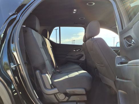 Used 2023 Chevrolet Traverse LT AWD/4WD image 28
