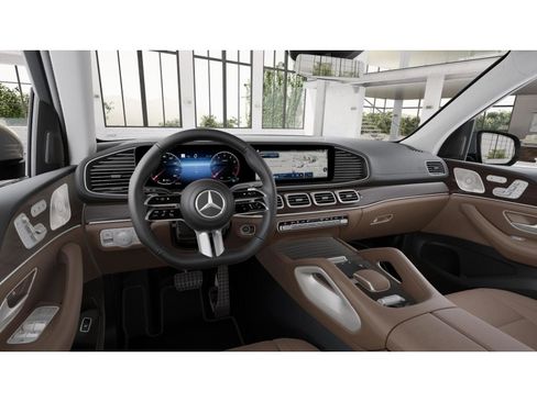New 2026 Mercedes-Benz GLS 450 4MATIC image 3