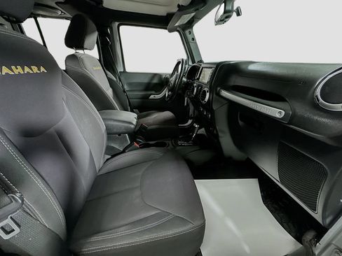 Used 2014 Jeep Wrangler Unlimited Sahara w/ Dual Top Group image 24