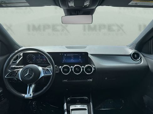 Used 2025 Mercedes-Benz GLA 250 image 13